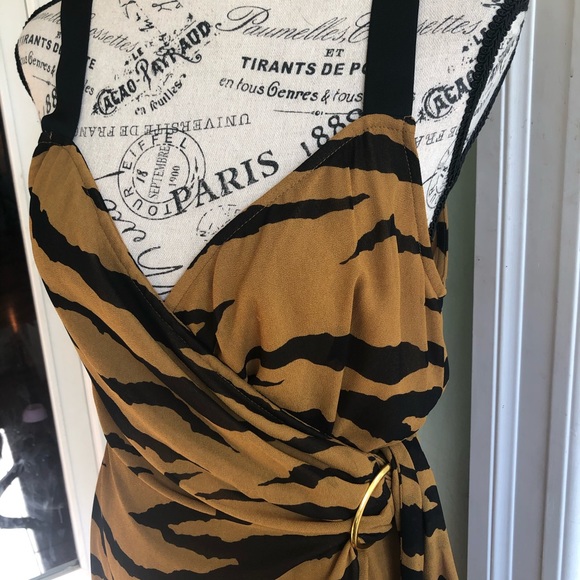 NWT Show Me Your Mumu Animal Print Wrap Mini - Picture 4 of 6